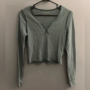 American Eagle Cropped Long Sleeve